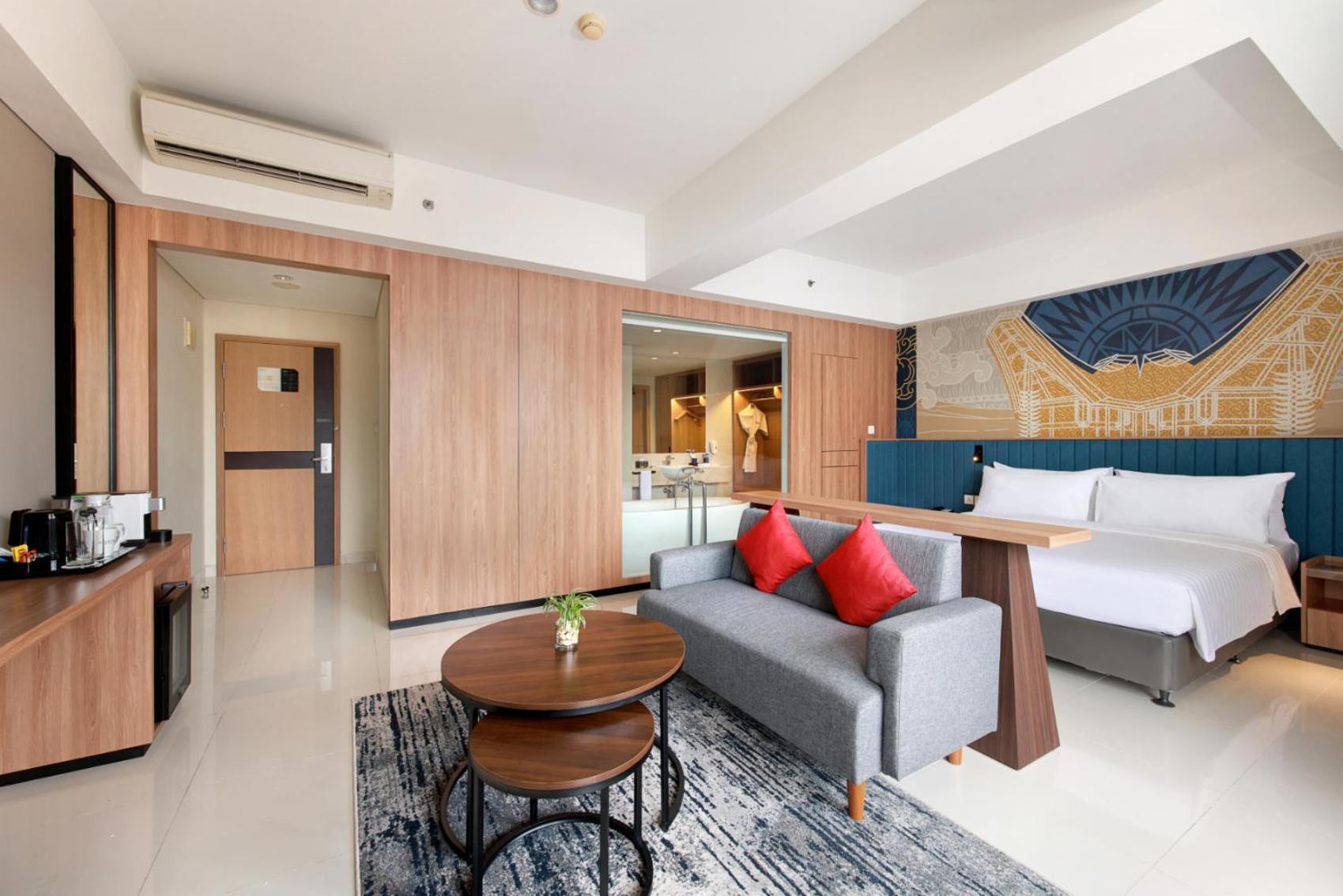 Aston Inn Pantai Losari Макасар Екстер'єр фото